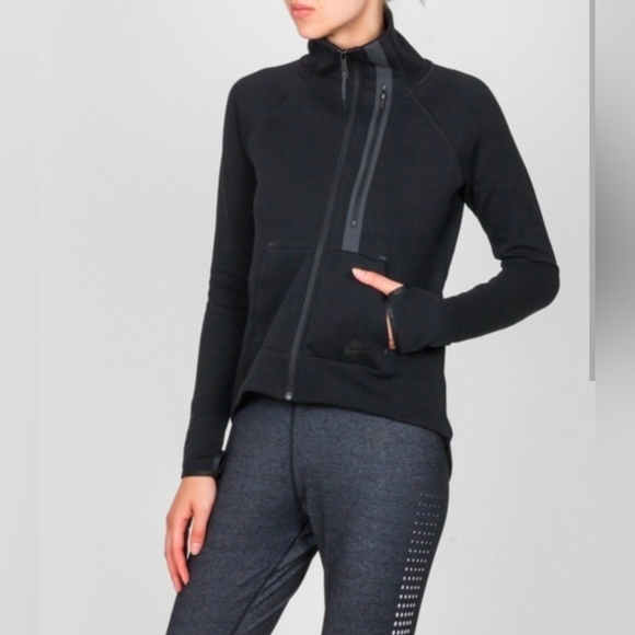 Nike Tech Fleece Moto Cape Size Large In Black - Picture 2 of 13